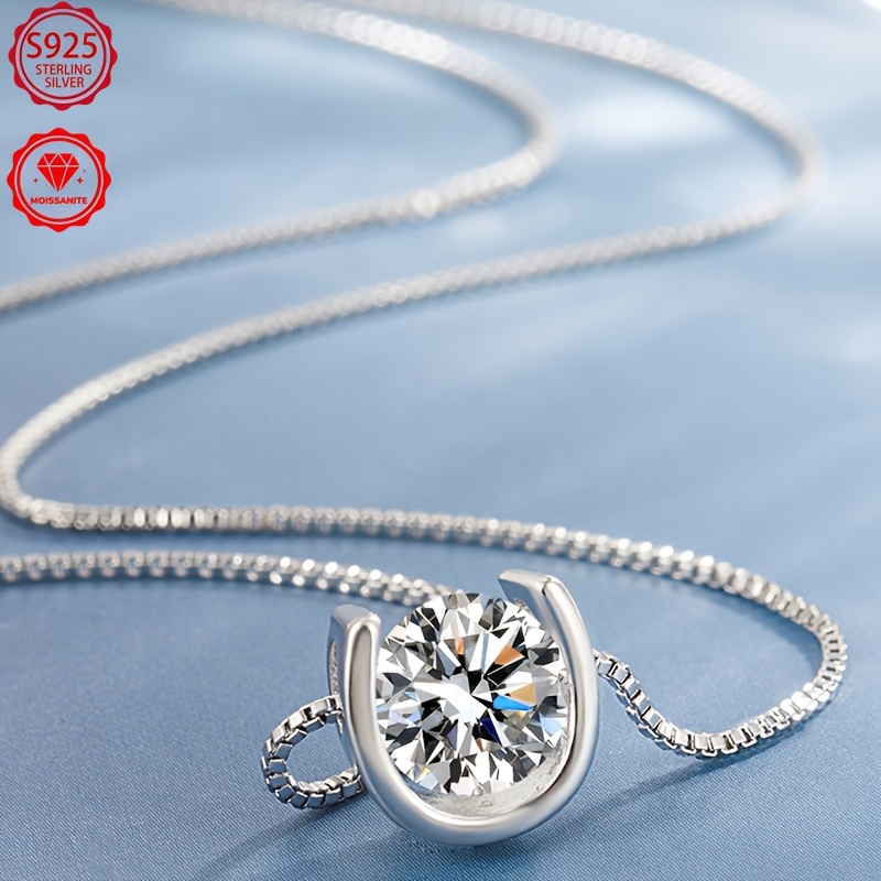 Women's Horseshoe Necklace — 1.0CT Moissanite Lucky Charm